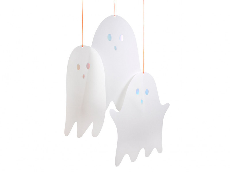 Set de 10 Suspension Fantômes pour une fête d'halloween !