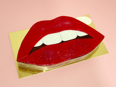 Gâteau Lipstick avec Framboisier Stracciatella