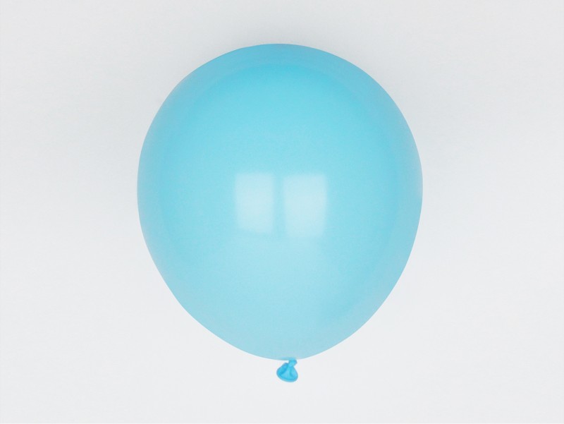 Chez Bogato - Pâtisserie Paris - Ballons bleu clair pour les fêtes d'anniversaires