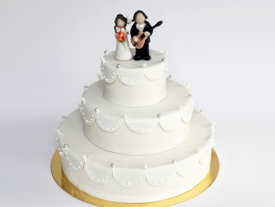 Gâteau Wedding Cake Bogato avec recette Passion & chocolat au lait, petite figurine de mariage à personnaliser