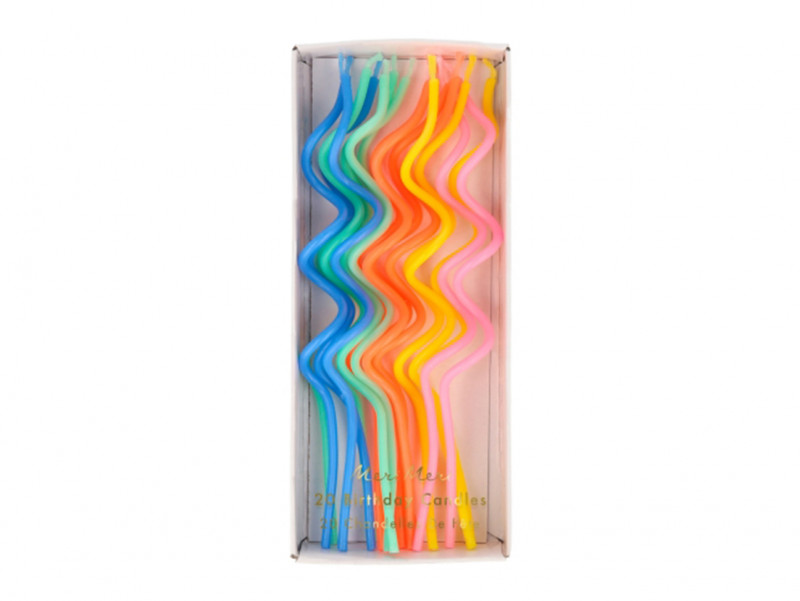 Chez Bogato - Pâtisserie Paris - Bougies twist multicolores pour vos gâteaux d'anniversaire