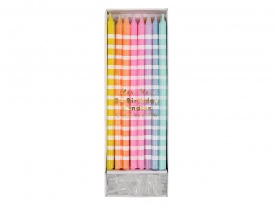 Chez Bogato - Pâtisserie Paris - Bougies rayées pastels pour vos gâteaux d'anniversaire
