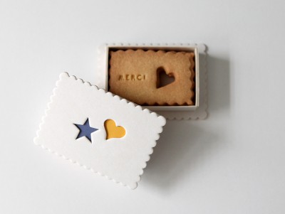 Coffret de sablés personnalisés et gravés Merci par Chez Bogato