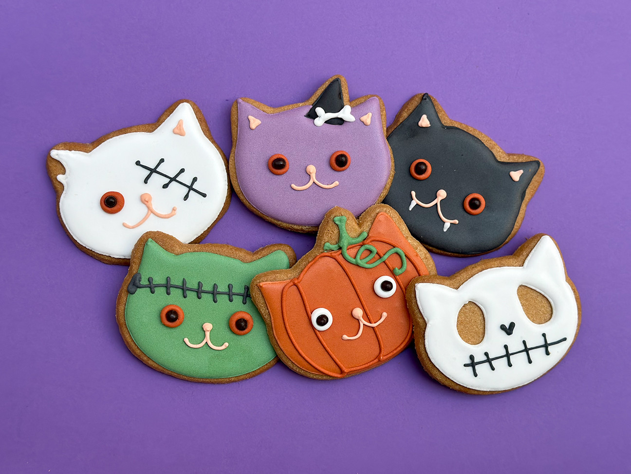 Chat Citrouille, Chat Zombie, Chat fantôme, Chat vampire... Sablés Chat déguisés pour Halloween !