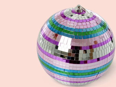 Boule disco à facettes de couleur rose, bleu, vert et violet - diamètre 25cm à accrocher facilement à la maison